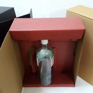 scatole confezione per bottiglie vari colori e formati - imballaggi Roma